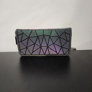 Holographic Wallet Small